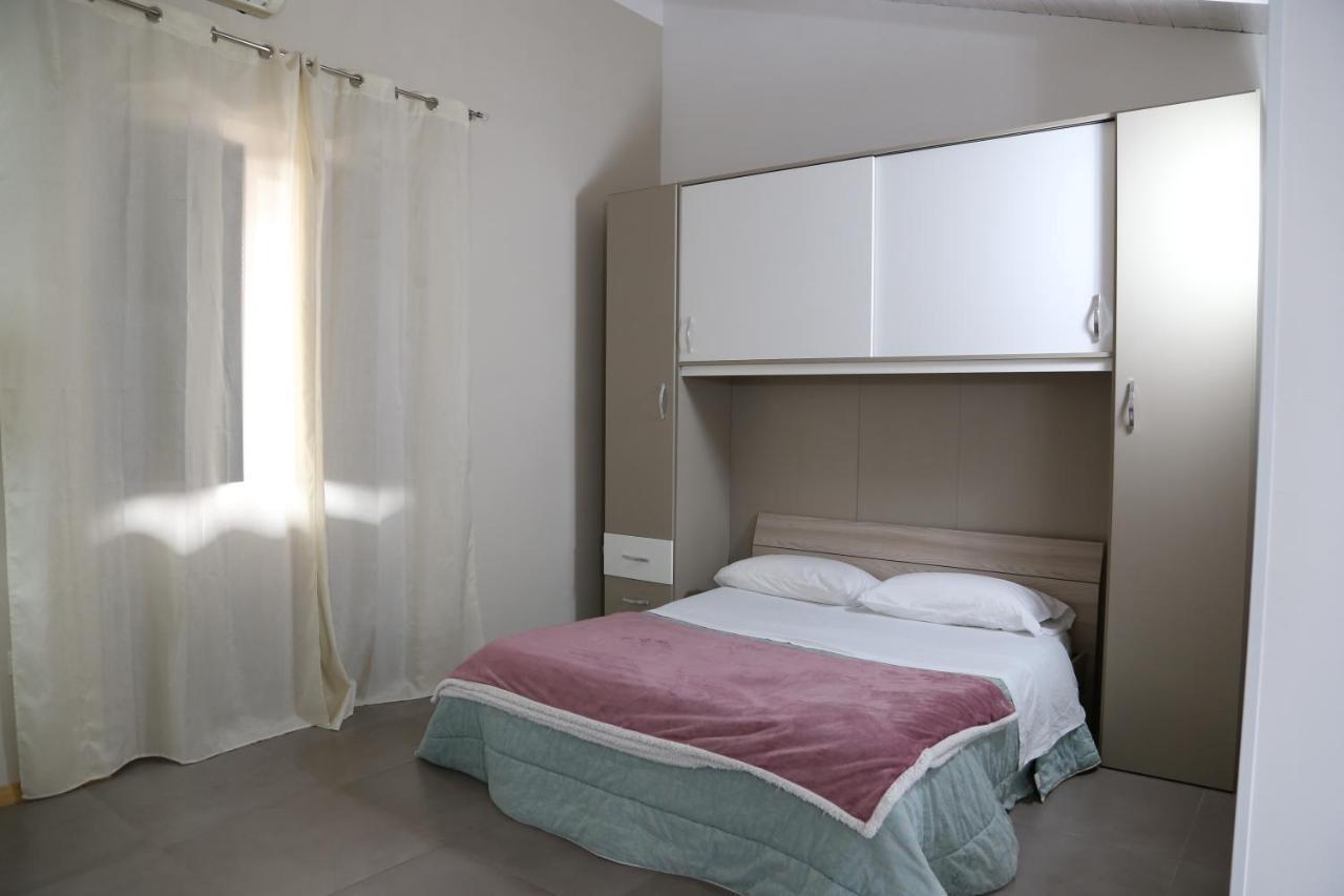 Appartamenti Laura Wi-Fi Curti Buitenkant foto